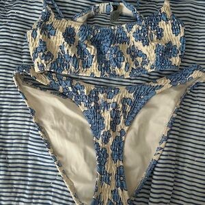 Triangl Mica Bikini Blue Floral